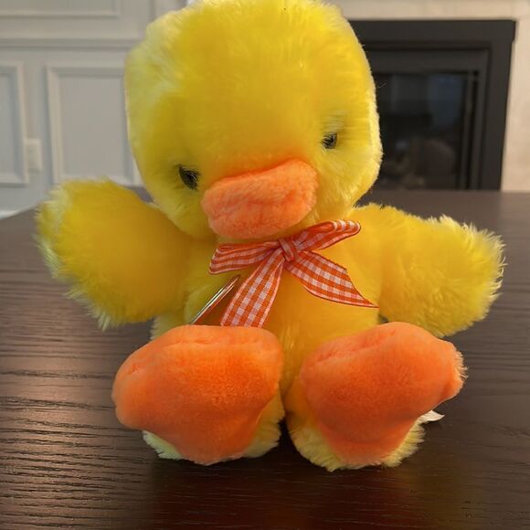 Vintage 1976 Gund Stuffed Animal Toy Duck Duckie Chick Good Condition Adorable - Picture 6 of 8